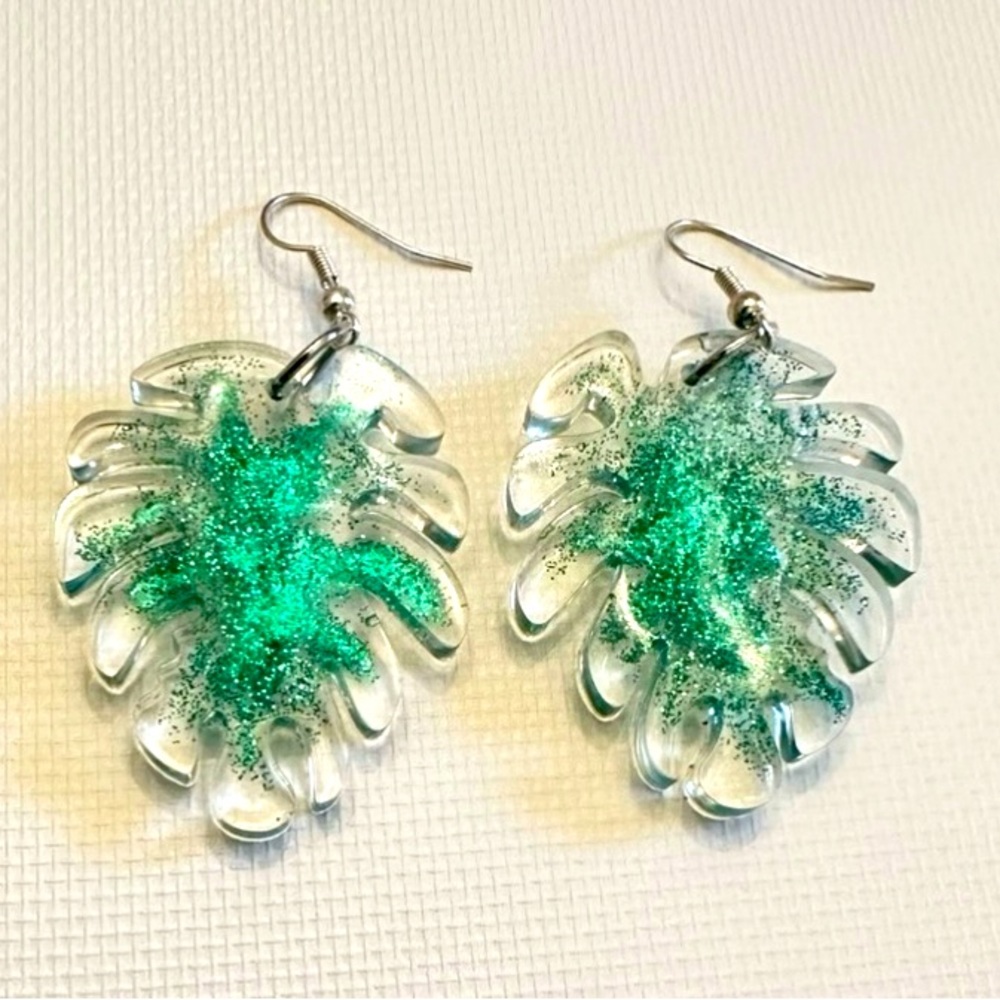 Hand Crafted Resin Monstera Glitter Earrings